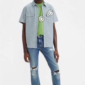 New men’s Levi’s slim fit jean 511. With tags